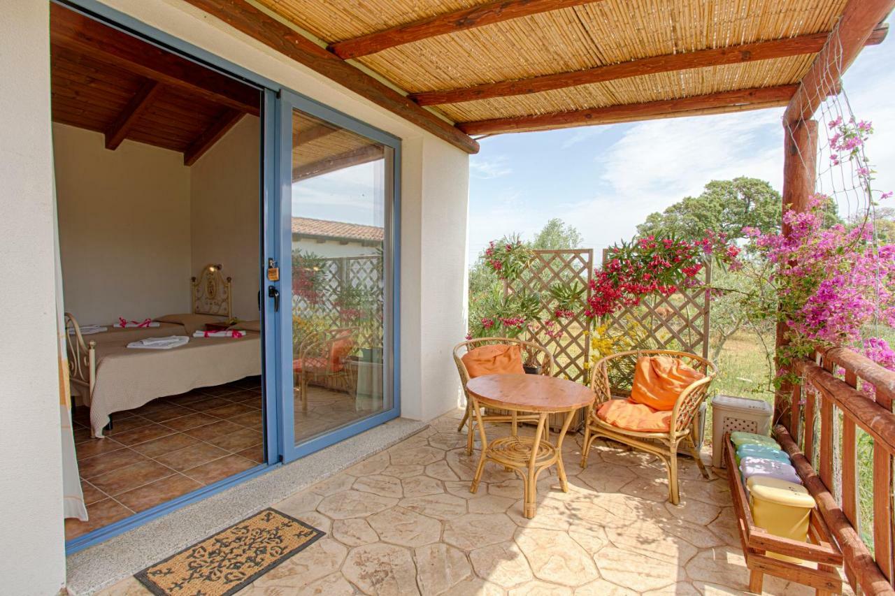 올비아 Agriturismo Mieleamaro 빌라 외부 사진
