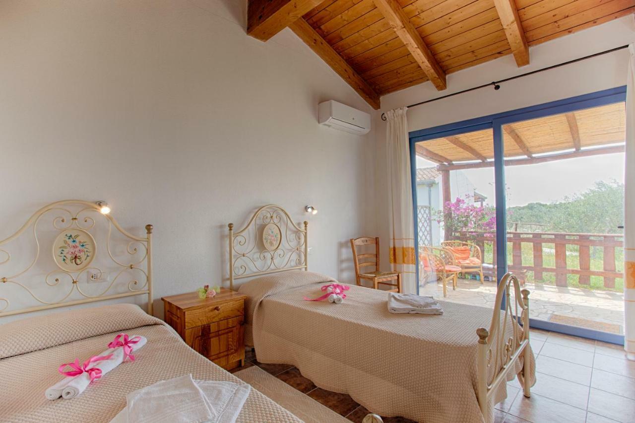 올비아 Agriturismo Mieleamaro 빌라 외부 사진