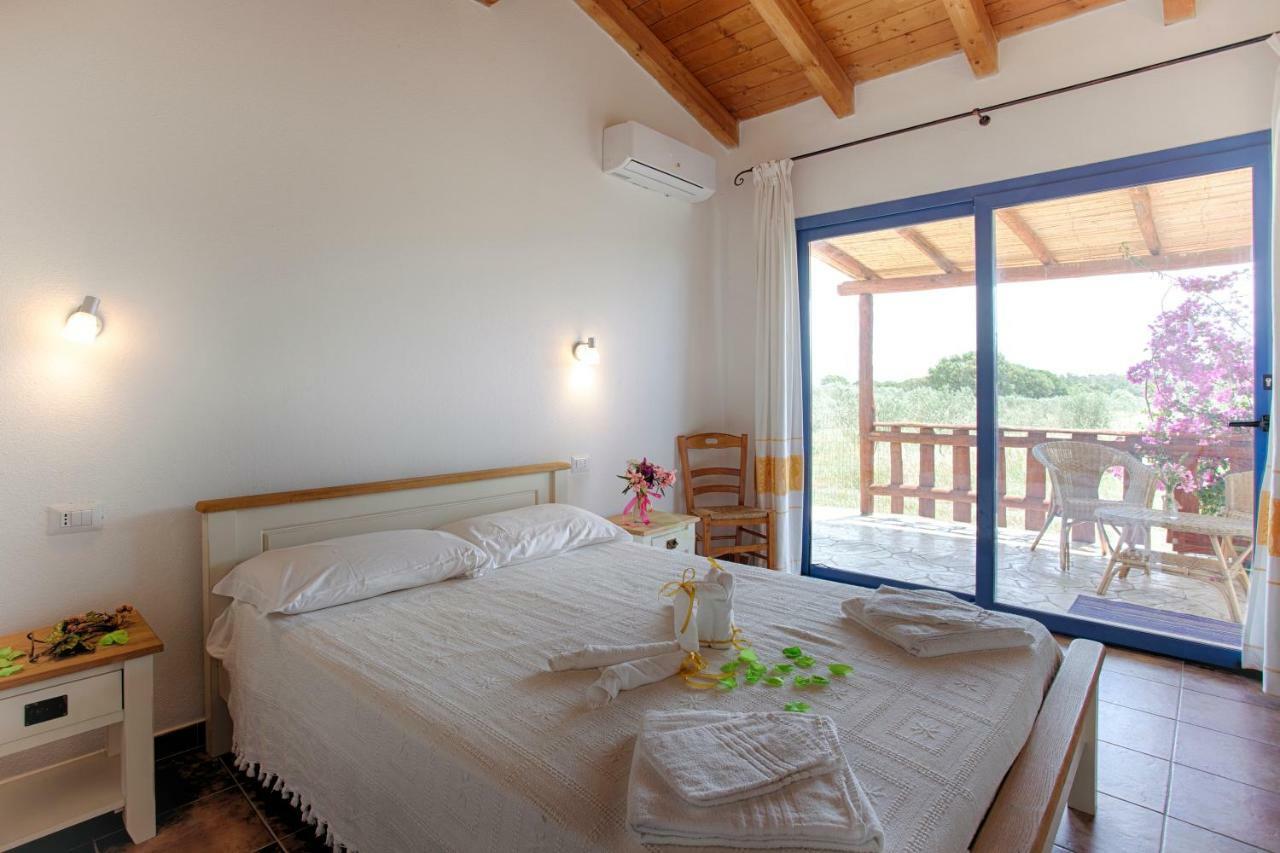 올비아 Agriturismo Mieleamaro 빌라 외부 사진